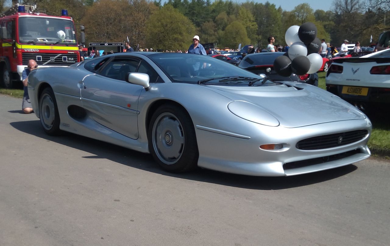 XJ220%20Front.jpg